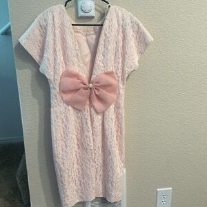 Vintage short lace dress